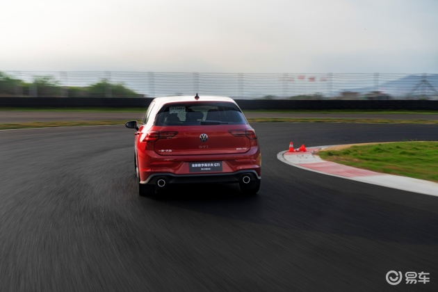 最新gti,最新GTI，驾驭变化，驶向成功的快车道