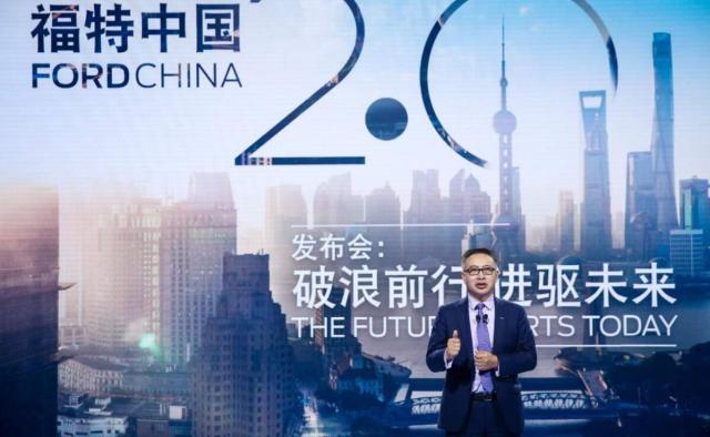 新澳今晚特马上9点30,创新策略设计_温馨版51.292
