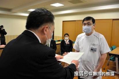 春野小村医李晋最新章节揭秘，小巷神秘医馆的故事