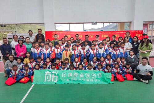 晋江最新签约，友情与梦想的温馨日常之旅