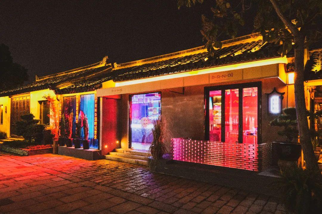 最新调酒配方,最新调酒配方，探索现代酒吧的秘制艺术