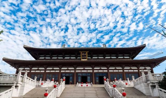 隆福寺，历史与现代的完美融合之地