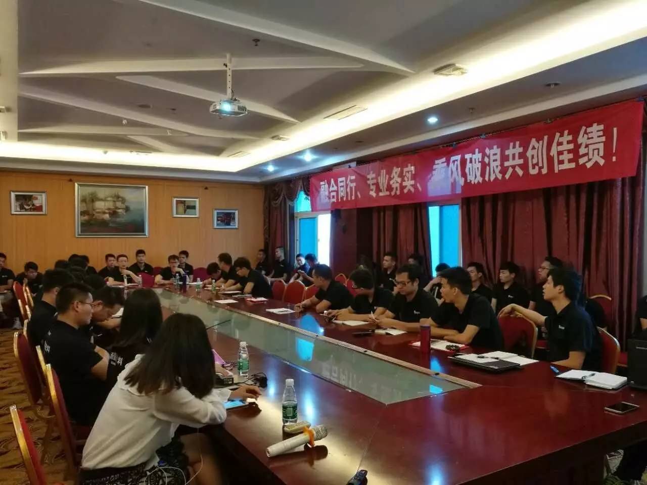 六和合开彩结果澳门,灵活执行方案_桌面款16.547