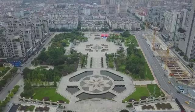 临安楼市最新消息,临安楼市最新消息，一场与自然美景的旅行邂逅，寻找内心的平和宁静