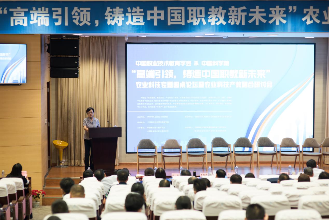 沁阳贴吧最新动态，学习变化，自信塑造未来