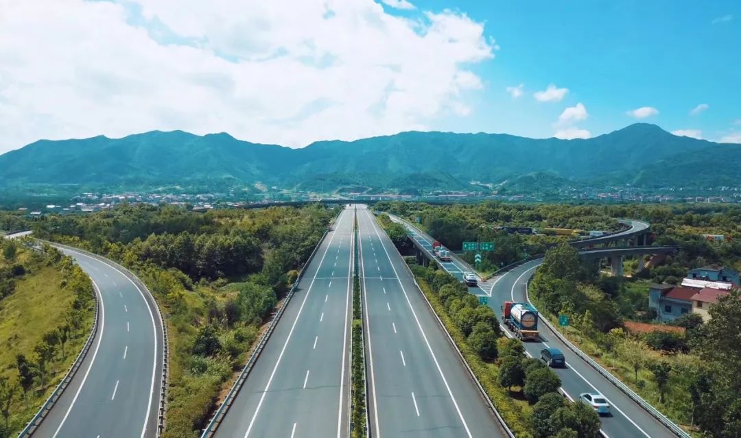 杭金衢高速最新动态，启程自然美景之旅，探寻内心平静之路