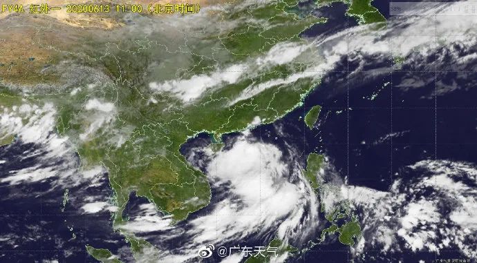 第三号台风最新动态，风雨中的励志故事与自信成就感的崛起