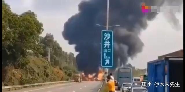 张石高速爆炸最新情况，力量变化中的自信与成长旋律